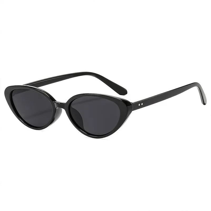 Rivets Brown Fashion Cat Eye S - Designer Sunglasses 评论和价格