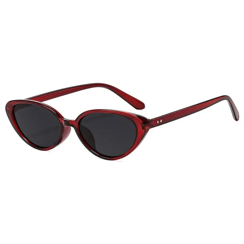 Rivets Brown Fashion Cat Eye S - Designer Sunglasses 评论和价格